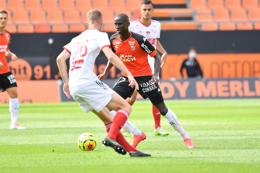 Nhận định Lorient vs Paris FC 00h30 ngày 10/02