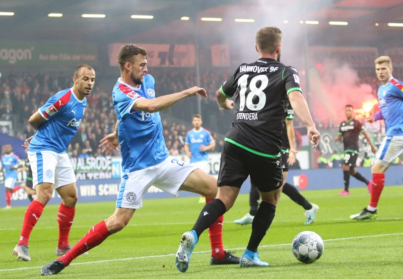 Nhận định Holstein Kiel vs Hannover 96 23h30 ngày 14/04/2021