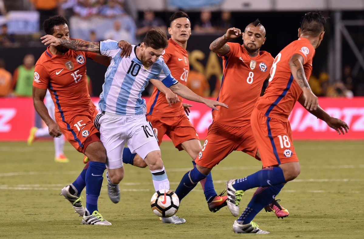 Nhận định Argentina vs Chile 04h00 ngày 15/06/2021