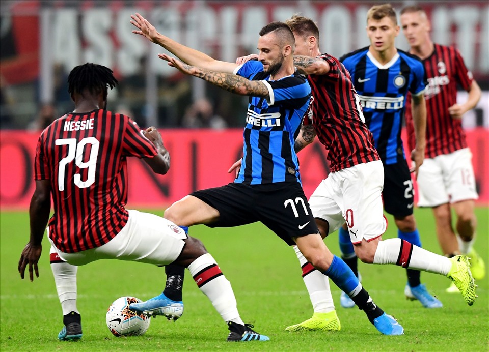 Nhận định AC Milan vs Inter Milan 02h45 ngày 08/11/2021