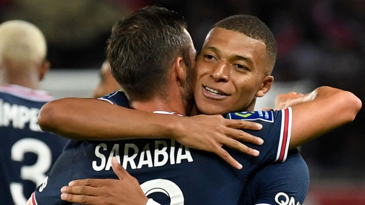 Bản tin bóng đá 15/12/2021: Kylian Mbappe cảm thấy hạnh phúc tại Paris Saint-Germain