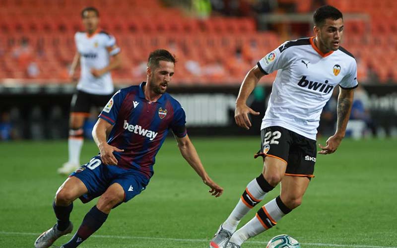 Nhận định Levante vs Valencia 03h00 ngày 21/12/2021