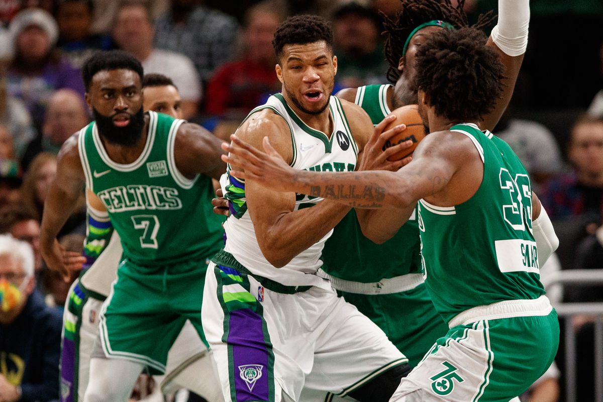 Nhận định Milwaukee Bucks vs Boston Celtics, 2/5, NBA Playoffs