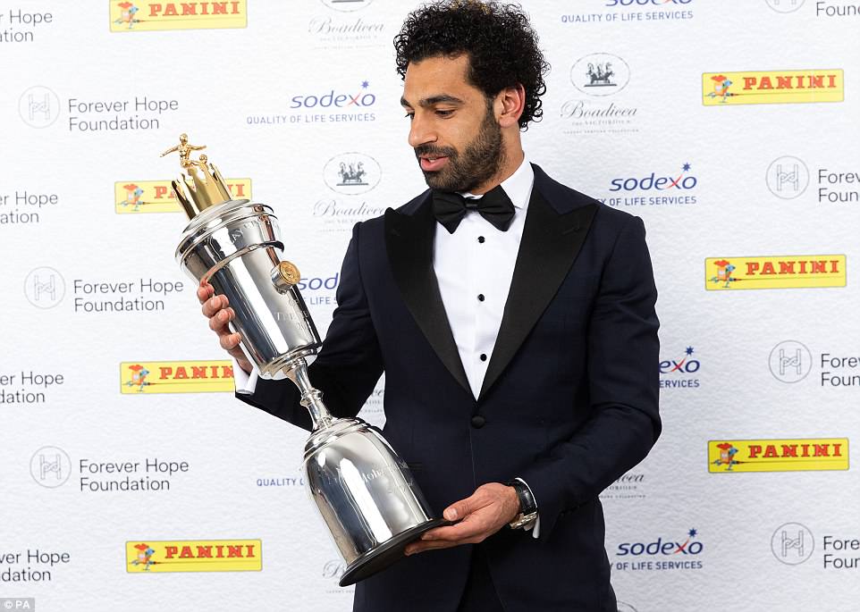 Bản tin bóng đá 10/06/2022: Mohamed Salah giành giải thưởng Cầu thủ xuất sắc nhất mùa giải 2021/22 của PFA 