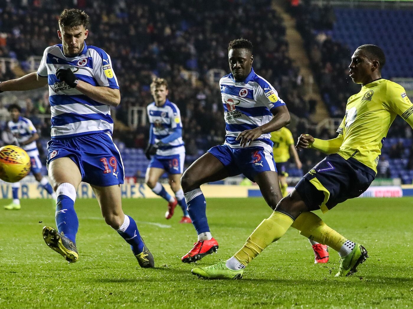 Nhận định Blackburn vs Reading 02h45 ngày 16/03