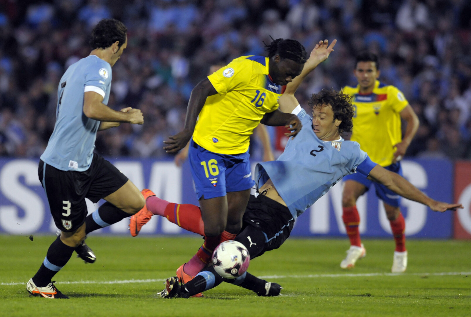 Nhận định Ecuador vs Uruguay 04h00 ngày 13/09